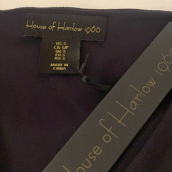 House of Harlow Black Long Sleeve V- Neck Thong Bodysuit w/ Snap Crotch - Picture 8 of 8